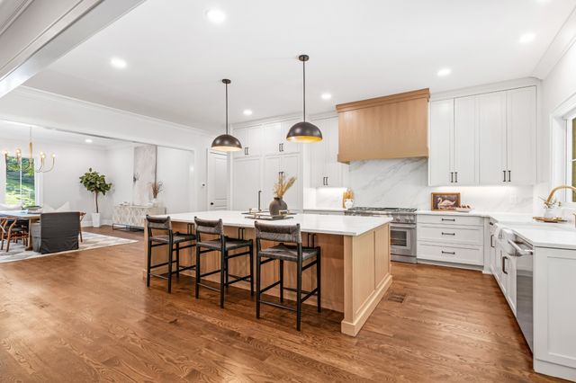 2005 Otter Valley Ln, Nashville, TN 37215