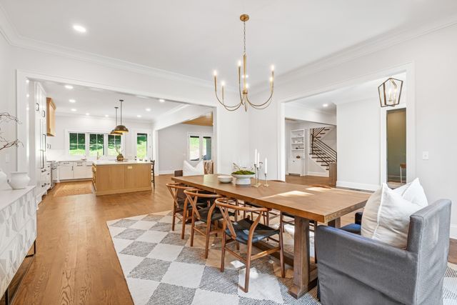 2005 Otter Valley Ln, Nashville, TN 37215