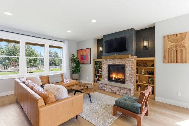 63557 Overtree Road, Bend, OR 97701