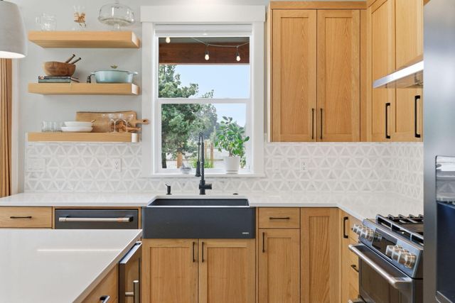 63557 Overtree Road, Bend, OR 97701