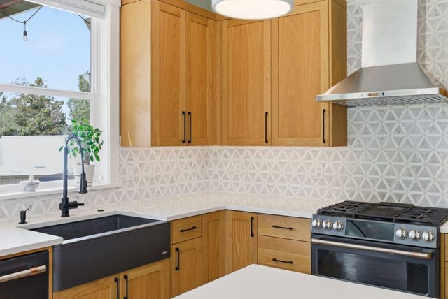 63557 Overtree Road, Bend, OR 97701