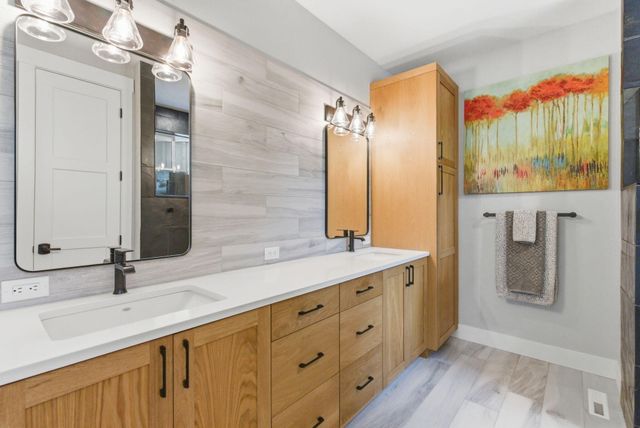 63557 Overtree Road, Bend, OR 97701