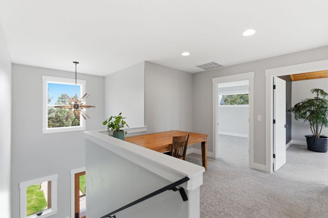 63557 Overtree Road, Bend, OR 97701