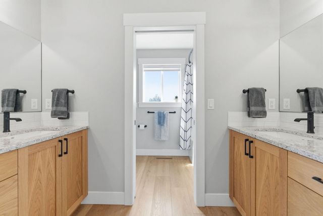 63557 Overtree Road, Bend, OR 97701