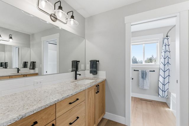 63557 Overtree Road, Bend, OR 97701