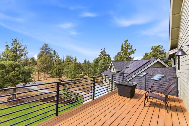 63557 Overtree Road, Bend, OR 97701