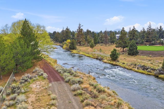 63557 Overtree Road, Bend, OR 97701