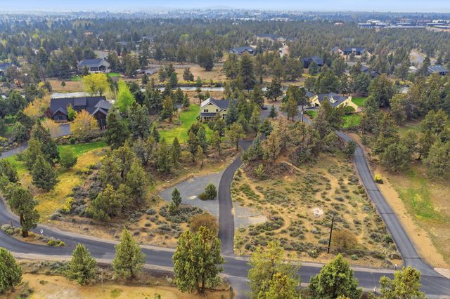 63557 Overtree Road, Bend, OR 97701