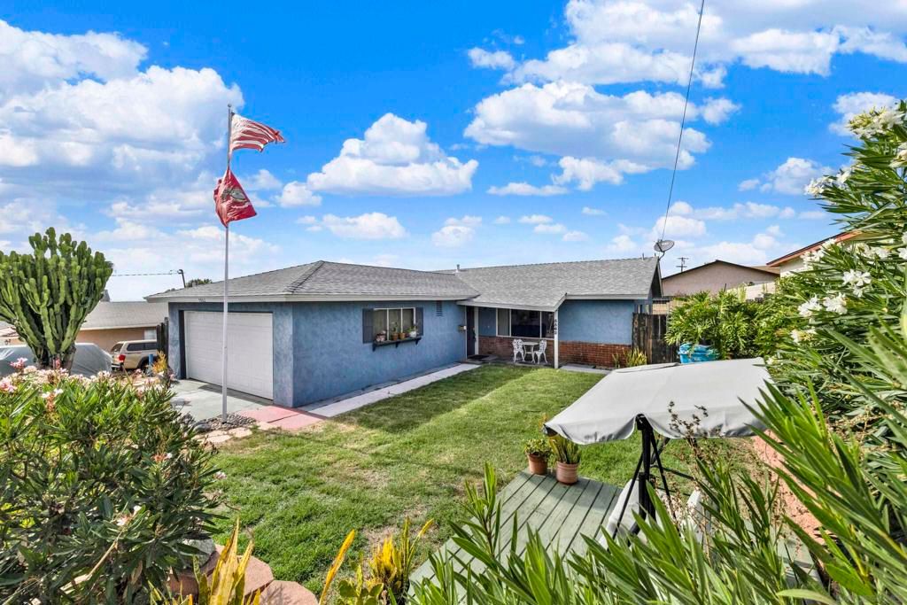 5562 Division, San Diego, CA 92114 — photo 3