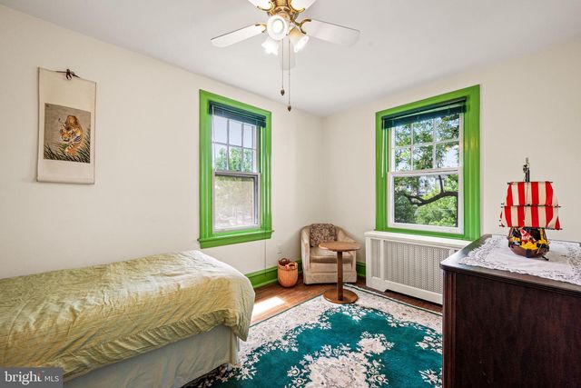 401 WOODSIDE AVE, Narberth, PA 19072