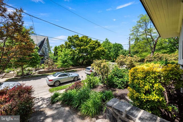 401 WOODSIDE AVE, Narberth, PA 19072