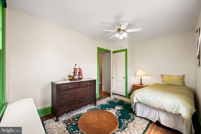 401 WOODSIDE AVE, Narberth, PA 19072