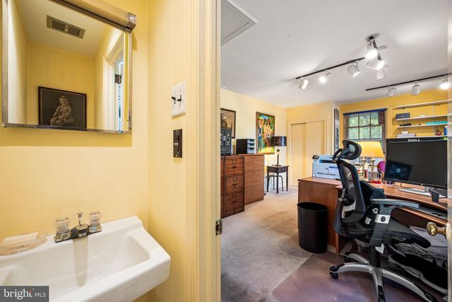 401 WOODSIDE AVE, Narberth, PA 19072