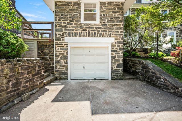 401 WOODSIDE AVE, Narberth, PA 19072