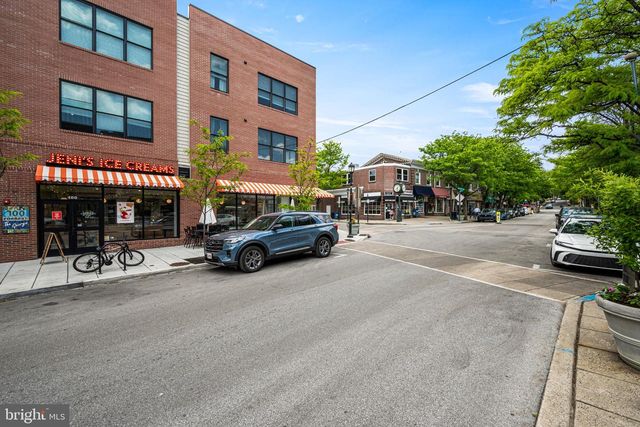 401 WOODSIDE AVE, Narberth, PA 19072