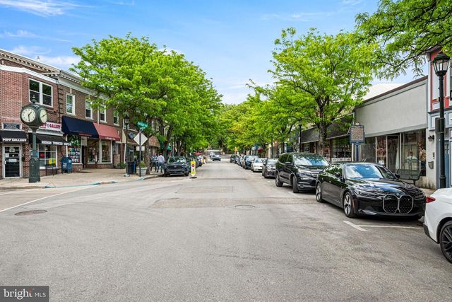 401 WOODSIDE AVE, Narberth, PA 19072