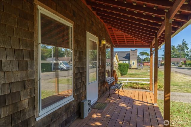 1703 259th Place, Ocean Park, WA 98640