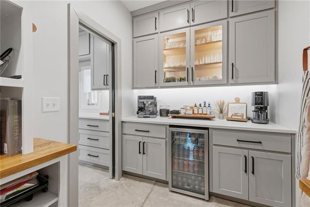 23560 259th Street, Mclouth, KS 66054