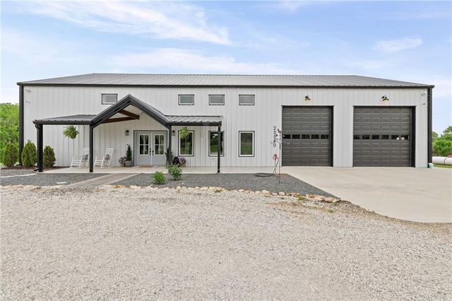 23560 259th Street, Mclouth, KS 66054