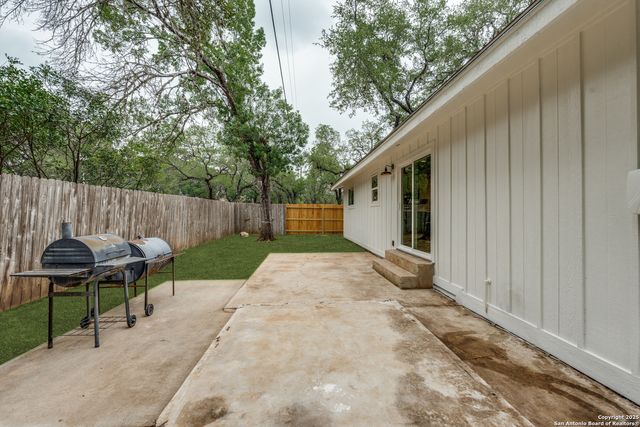 1071 diamondhead, Canyon Lake, TX 78133