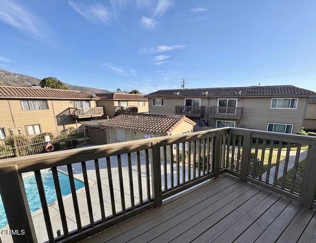 172 S Steckel Drive 36, Santa Paula, CA 93060