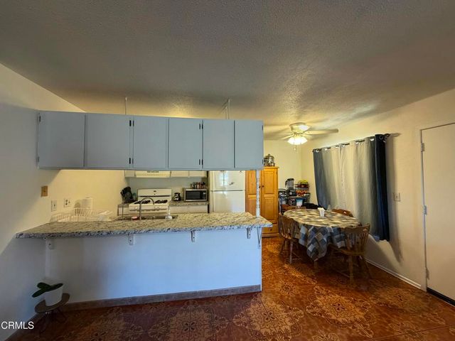 172 S Steckel Drive 36, Santa Paula, CA 93060