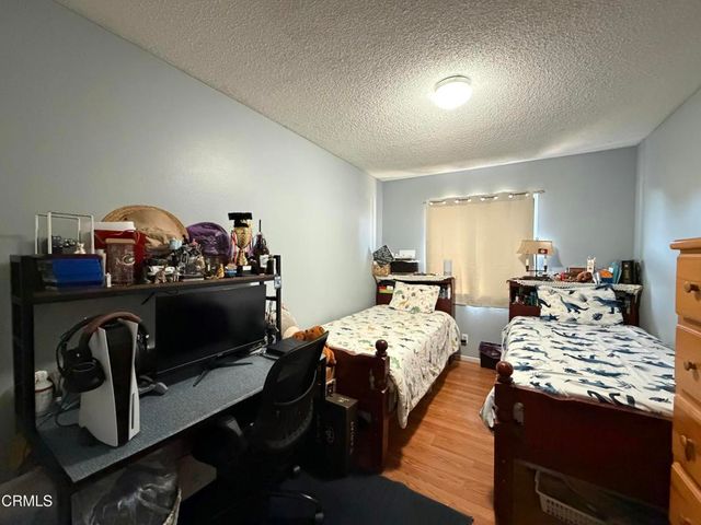 172 S Steckel Drive 36, Santa Paula, CA 93060