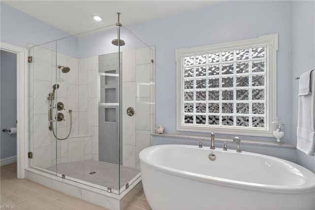 3189 Stonewood DR, Virginia Beach, VA 23456