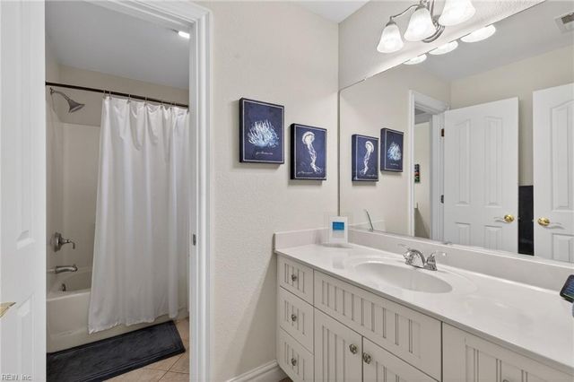 3189 Stonewood DR, Virginia Beach, VA 23456