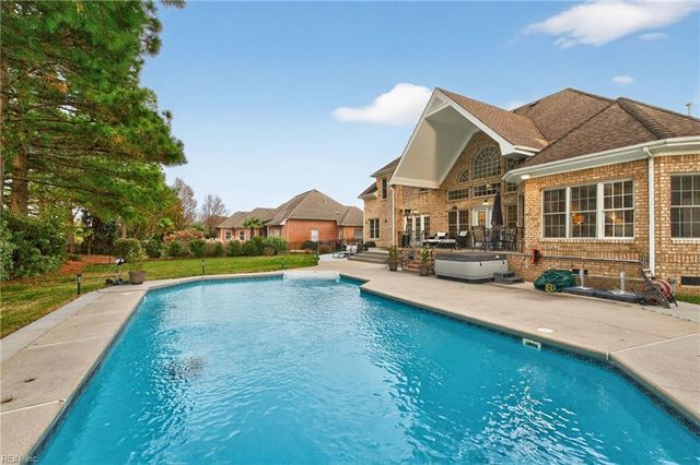 3189 Stonewood DR, Virginia Beach, VA 23456