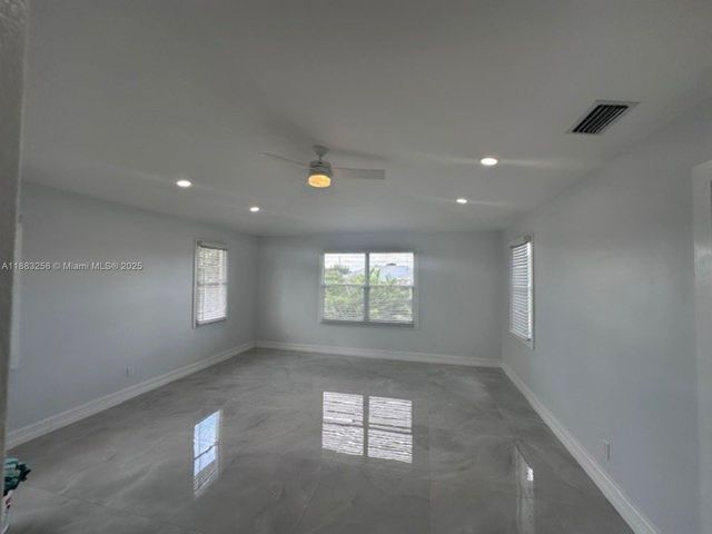 8557 Windy Cir 1, Boynton Beach, FL 33472