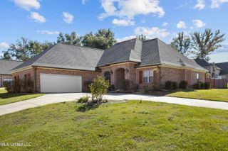 100 Coldwater Circle, Clinton, MS 39056