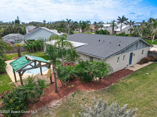 201 Woody Circle, Melbourne Beach, FL 32951