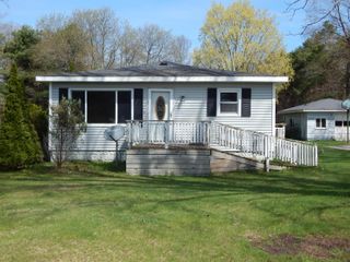 11392 E Apple Avenue, Moorland Twp, MI 49451