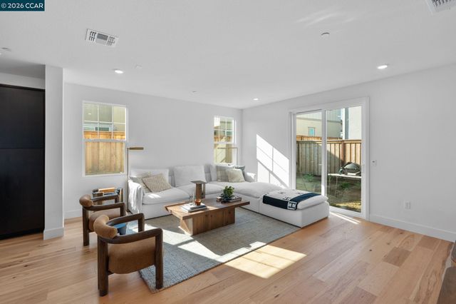 2529 Lake Club Drive, Fairfield, CA 94533