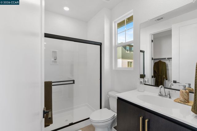 2529 Lake Club Drive, Fairfield, CA 94533