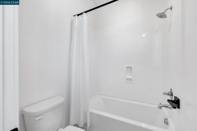 2529 Lake Club Drive, Fairfield, CA 94533