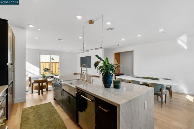 2529 Lake Club Drive, Fairfield, CA 94533