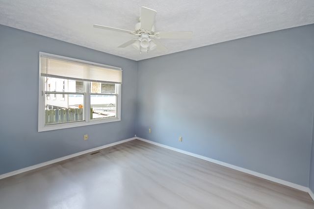 107 E Division Street, Bloomington, IL 61701