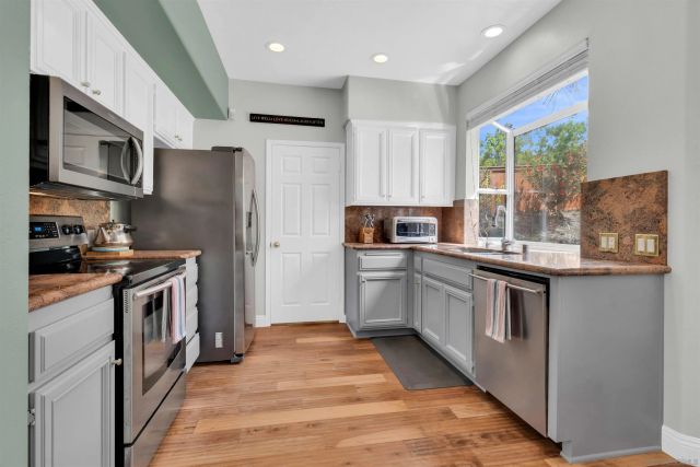 13867 Lewiston Street, San Diego, CA 92128