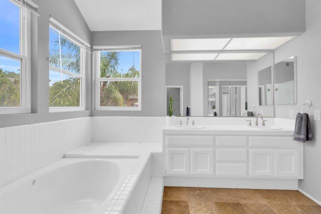 13867 Lewiston Street, San Diego, CA 92128