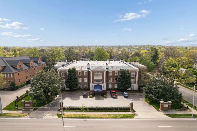 3737 West End Ave Apt 105, Nashville, TN 37205