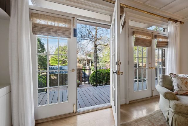 3737 West End Ave Apt 105, Nashville, TN 37205