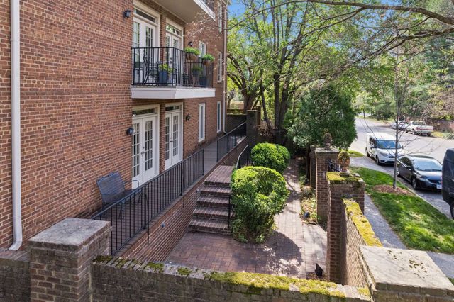 3737 West End Ave Apt 105, Nashville, TN 37205
