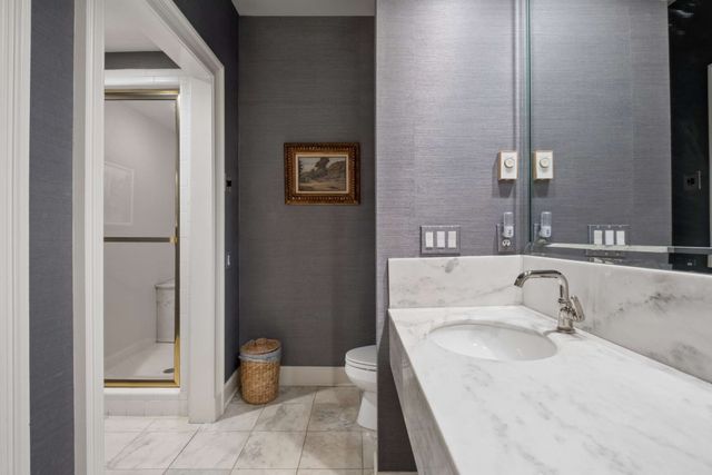 3737 West End Ave Apt 105, Nashville, TN 37205
