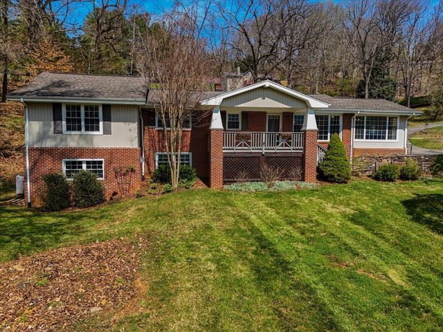 6141 Poage Valley RD, Roanoke, VA 24018
