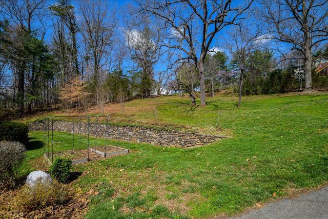 6141 Poage Valley RD, Roanoke, VA 24018