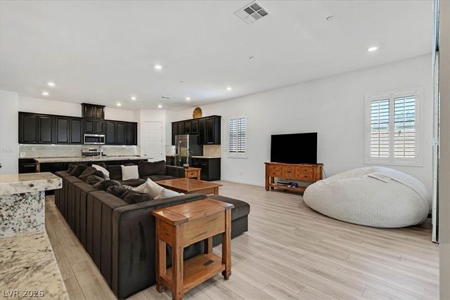 349 Gillespie Glen Avenue, Henderson, NV 89011