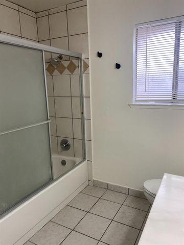 3136 W Austin 101 & 102 Way, Fresno, CA 93722