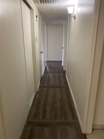 3136 W Austin 101 & 102 Way, Fresno, CA 93722